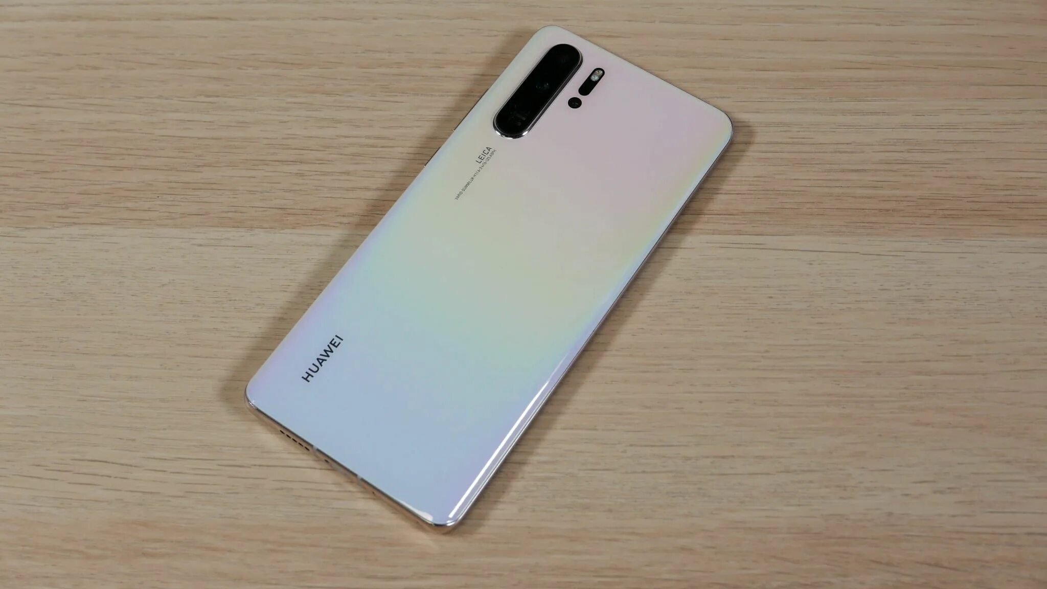 Huawei p30 Pro White. Huawei p30 Pearl White. Huawei p30 Pro белый. Хуавей п30 белый. Сравнение huawei p30