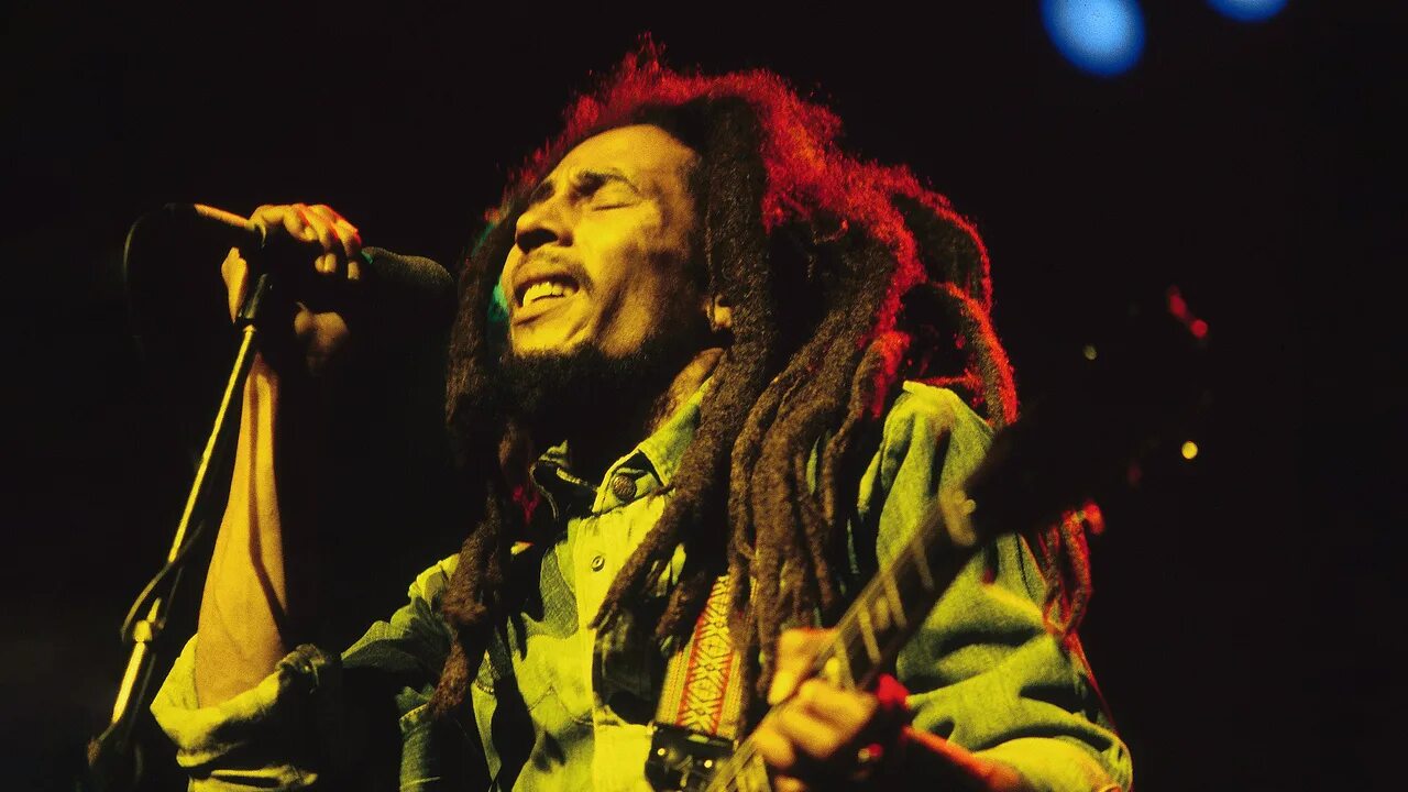 Слушать песню регги в ночи. Reggae nights sony music. Reggae nights sony music. Боб марли на сцене. Слушать песню регги в ночи.
