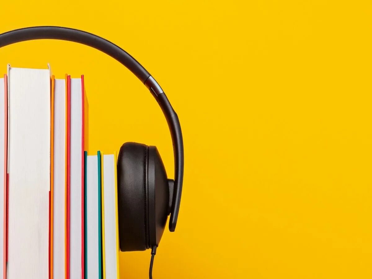 Аудио библиотека. Книжка с наушниками. Маринина а. Прослушивание аудиокниг. Картина наушники и книги.