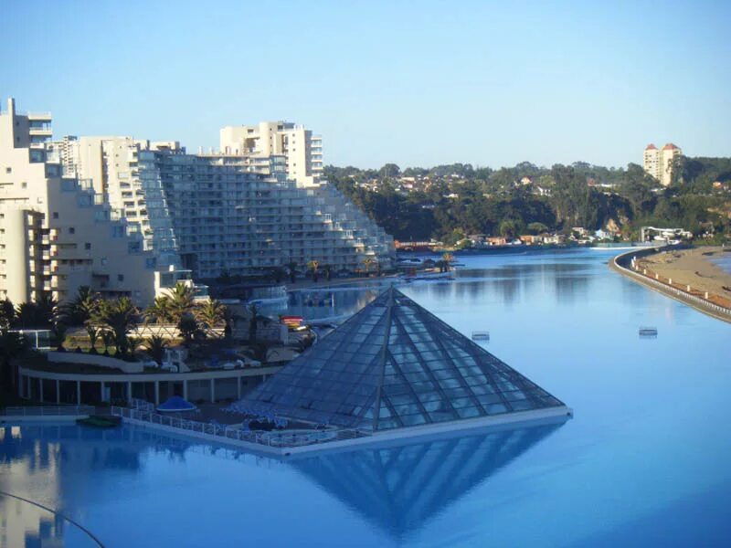 Самый большой бассейн. Сан Альфонсо дель мар в Чили бассейн. San Alfonso del Mar бассейн. Винья дель мар бассейн. Сан-Альфонсо-дель-мар. Гигантский бассейн.