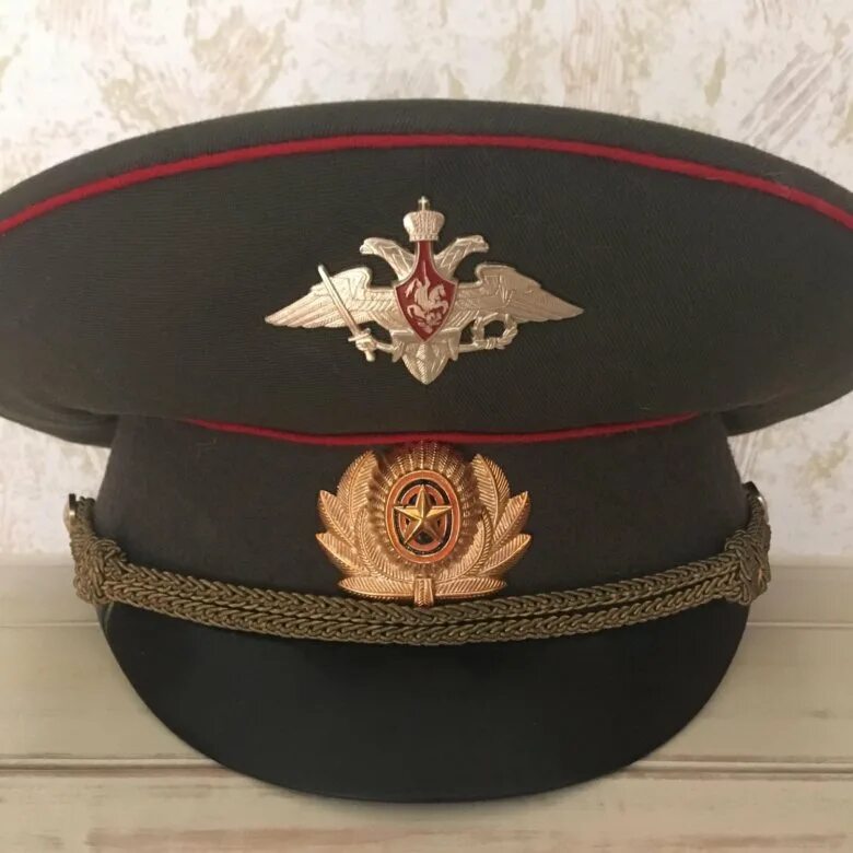 Фуражки вооруженных сил