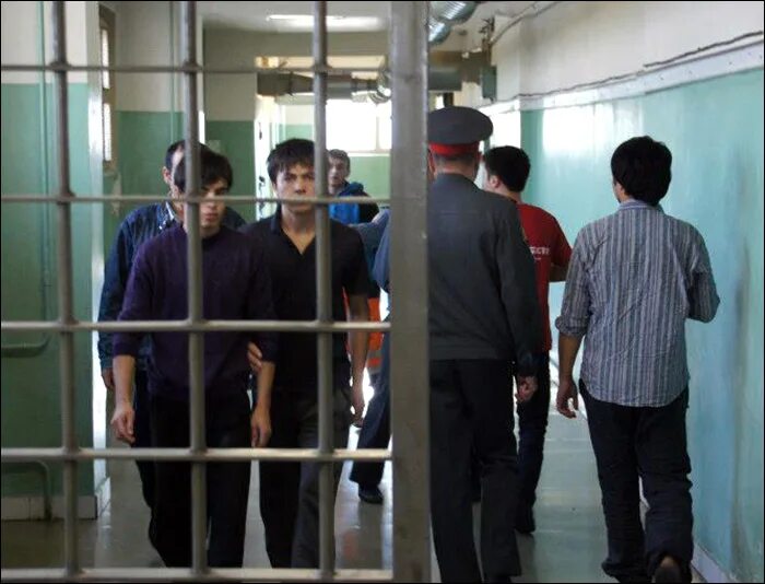 шереметьево миграционная. дамашни дом мигрант. дочь сооронбай жээнбеков. отменили с кыргызстанцем черный список. черный список мигрантов кыргызстана.