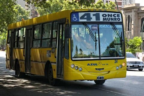Почему автобусы желтые