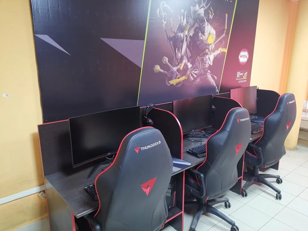 Invasion universe компьютерный клуб. компьютерный клуб сфера. компьютерный клуб. игровой стол для компьютерного клуба. обои для компьютерного клуба.