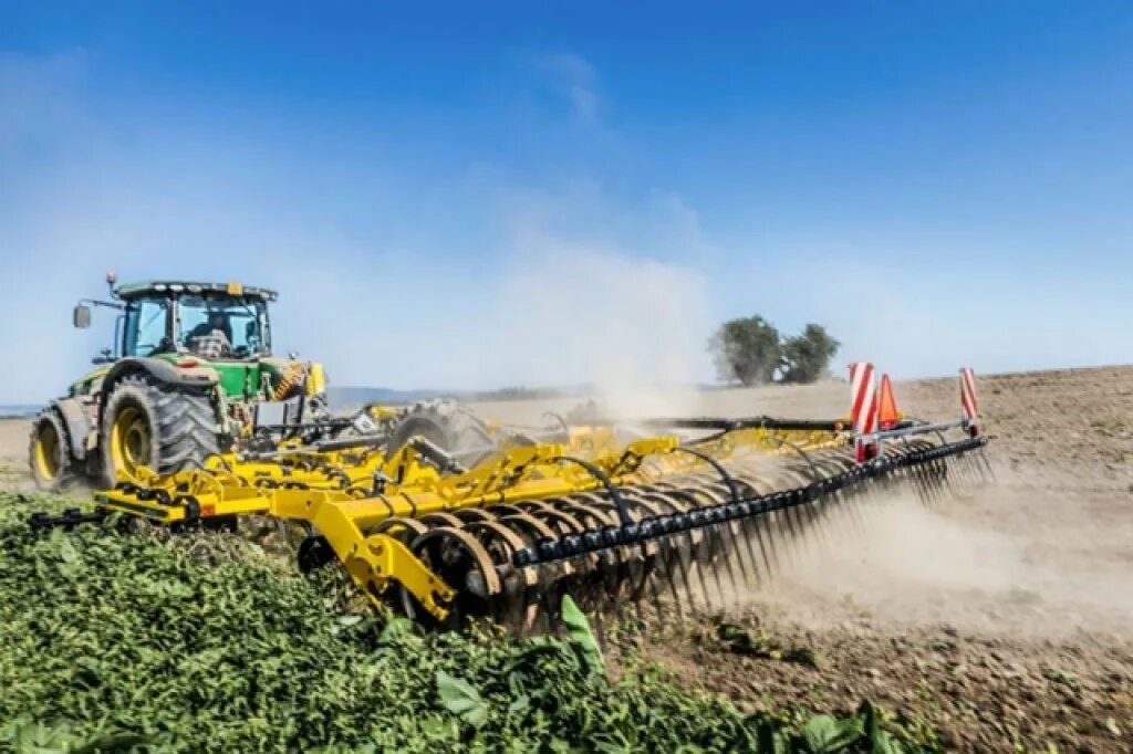 Лущение почвы. Лущение жнивья (стерни). Лущение жнивья (стерни). Лущение жнивья (стерни). Лущение стерни озимой пшеницы.