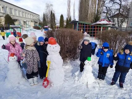 Прогулки февраль старшая группа