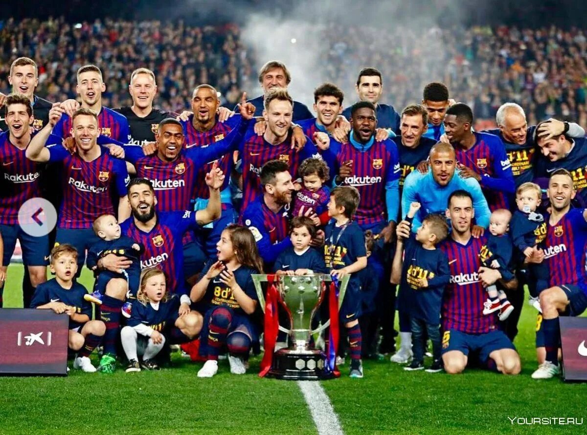 ФК Барселона команда. Барселона команда 2018. ФК Барселона команда 2019. FC Barcelona состав.