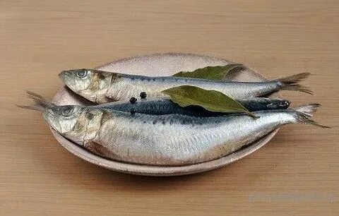 Пряный посол сельди целиком