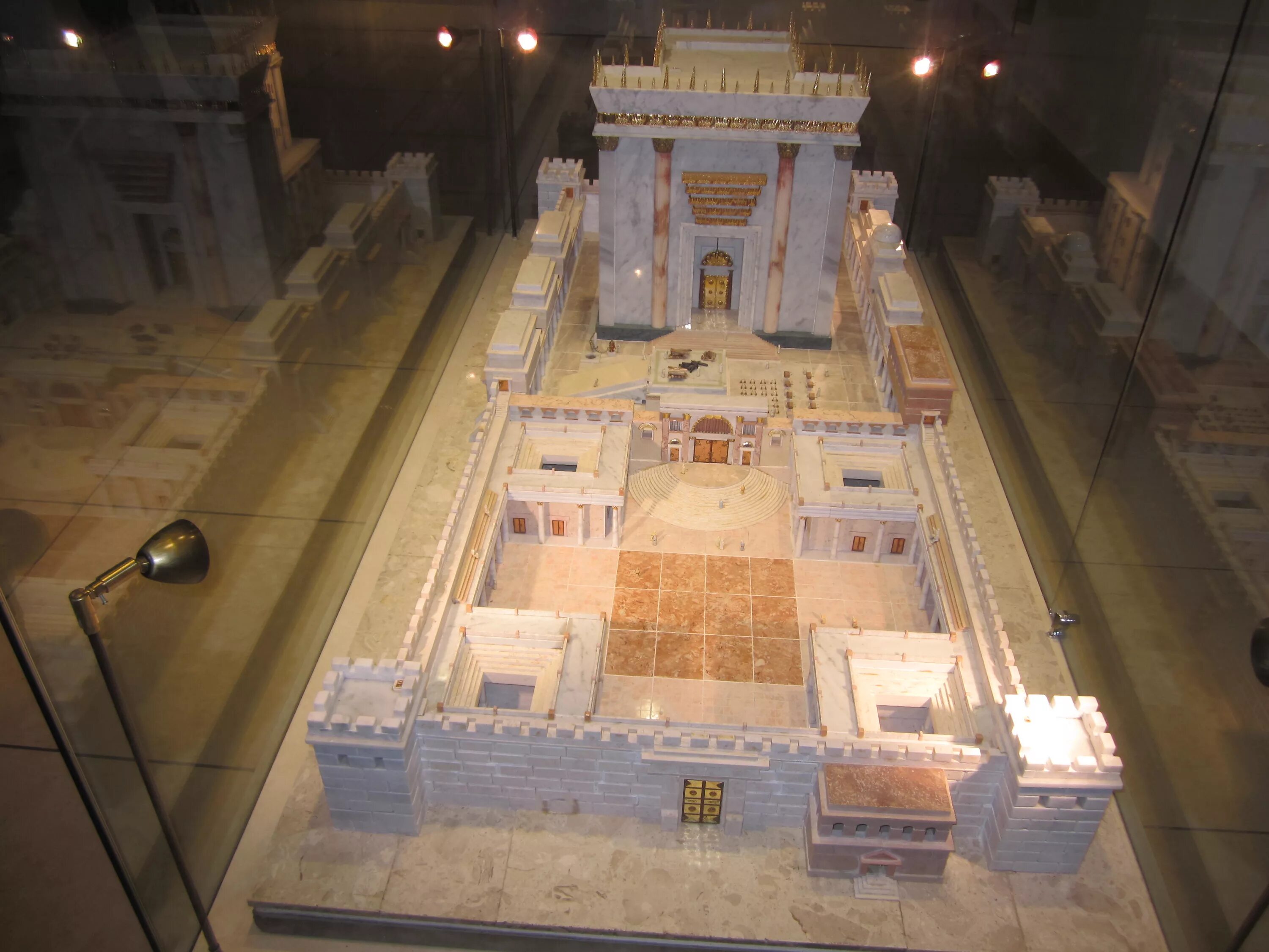 Второй храм ирода в иерусалиме. Храм царя соломона в иерусалиме сейчас. Иерусалимский храм ирода великого. Храм царя соломона в иерусалиме. Место храма соломона.