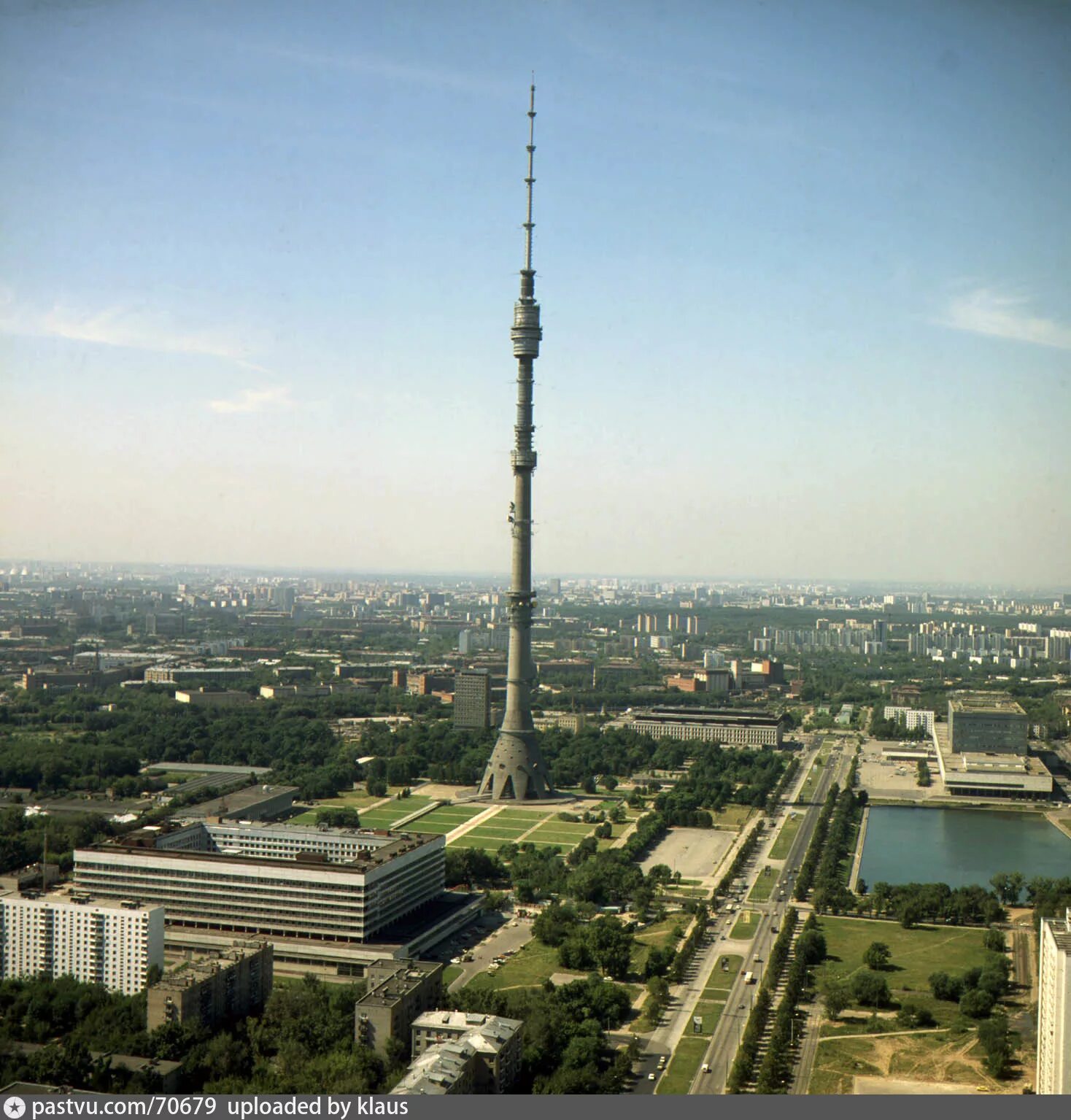 Ст останкино. Москва башня Останкино. Останкинская телебашня Телецентр. Высота Останкинской телебашни в Москве. ВДНХ башня Останкино.