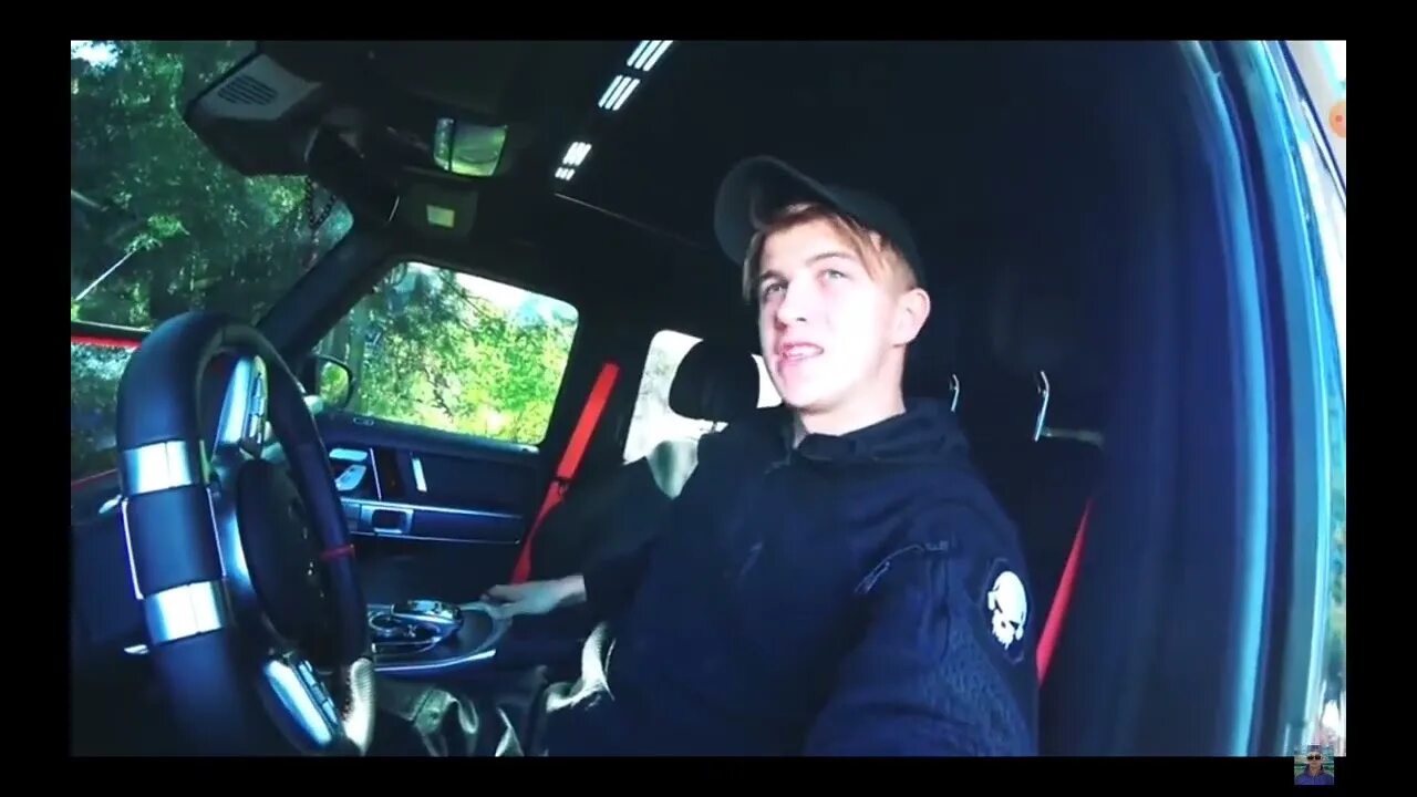 Кстати трек. Фогель фотосессия выпускник. Кстати трек. Кстати трек. Замигает свет текст.