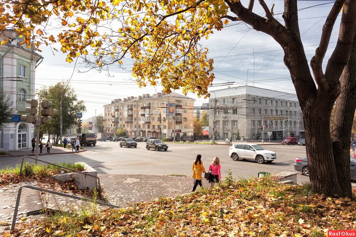 центральная площадь ижевск 2021. фонтаны в ижевске на центральной площади. площадь победы ижевск. ижевск с высоты птичьего полета. кирова (ижевск).