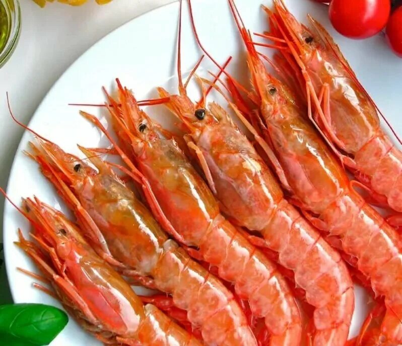 Лангустиновые креветки. Лангустины и тигровые креветки. Сколько варить лангустины замороженные неочищенные. Лангустины. Лангустины с1.