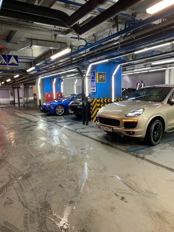 Мойка машин москва. Автомойка москва. Мойка машины. Underground детейлинг. Твардовского 14.