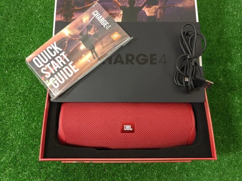 Jbl flip 1 коробка. Колонка из бумаги. Динамик из картона. Портативная колонка huawei t2. Коробочные динамики.