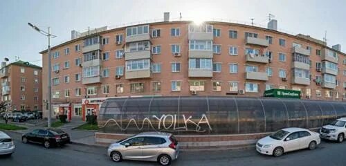 Пр 100 лет владивостоку. Проспект столетия 46 владивосток. проспект 100-летия владивостока 46. проспект столетия 54 владивосток. проспект 100-летия владивостока 36.