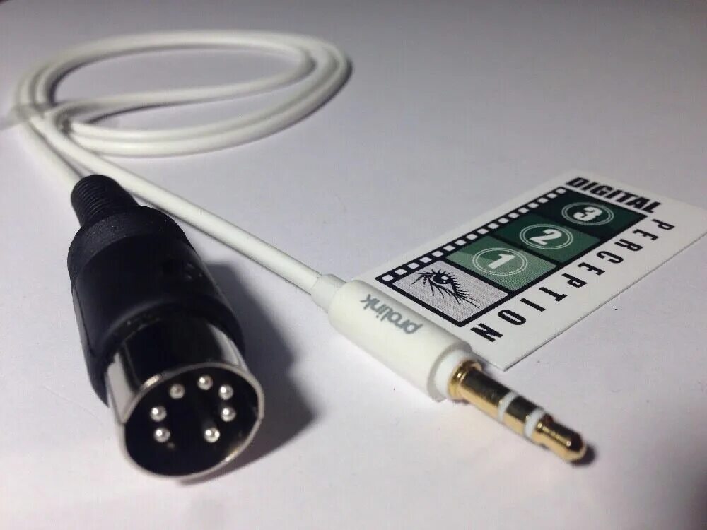 Камера aux. Разъем rca 12 pin clarion nx503e. Камера aux. Разъем rca 12 pin clarion nx503e. Tpd12s520dbtr av out.