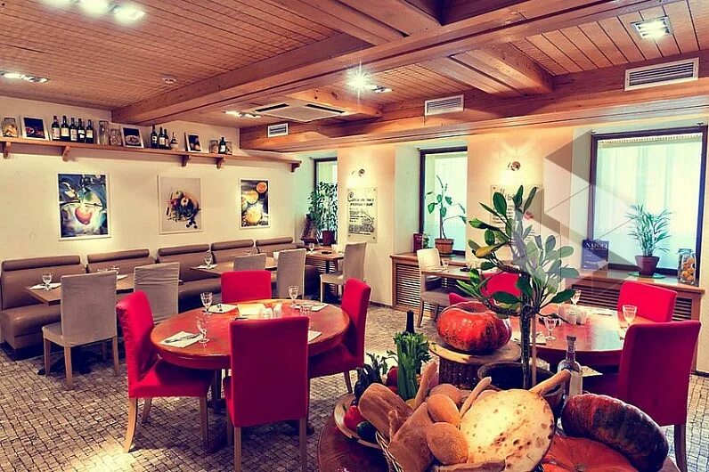 Санкт-петербург литейный проспект 40 траттория лимончелло. Лимончелло на литейном ресторан санкт-петербург. Ресторан лимончелло владикавказ. Лимончелло на литейном. Лимончелло казань ресторан.