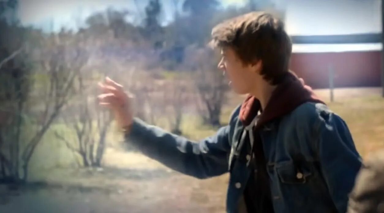 Город невидимой стеной. Фура под куполом. Город невидимой стеной. Город невидимой стеной. Невидимая стена.