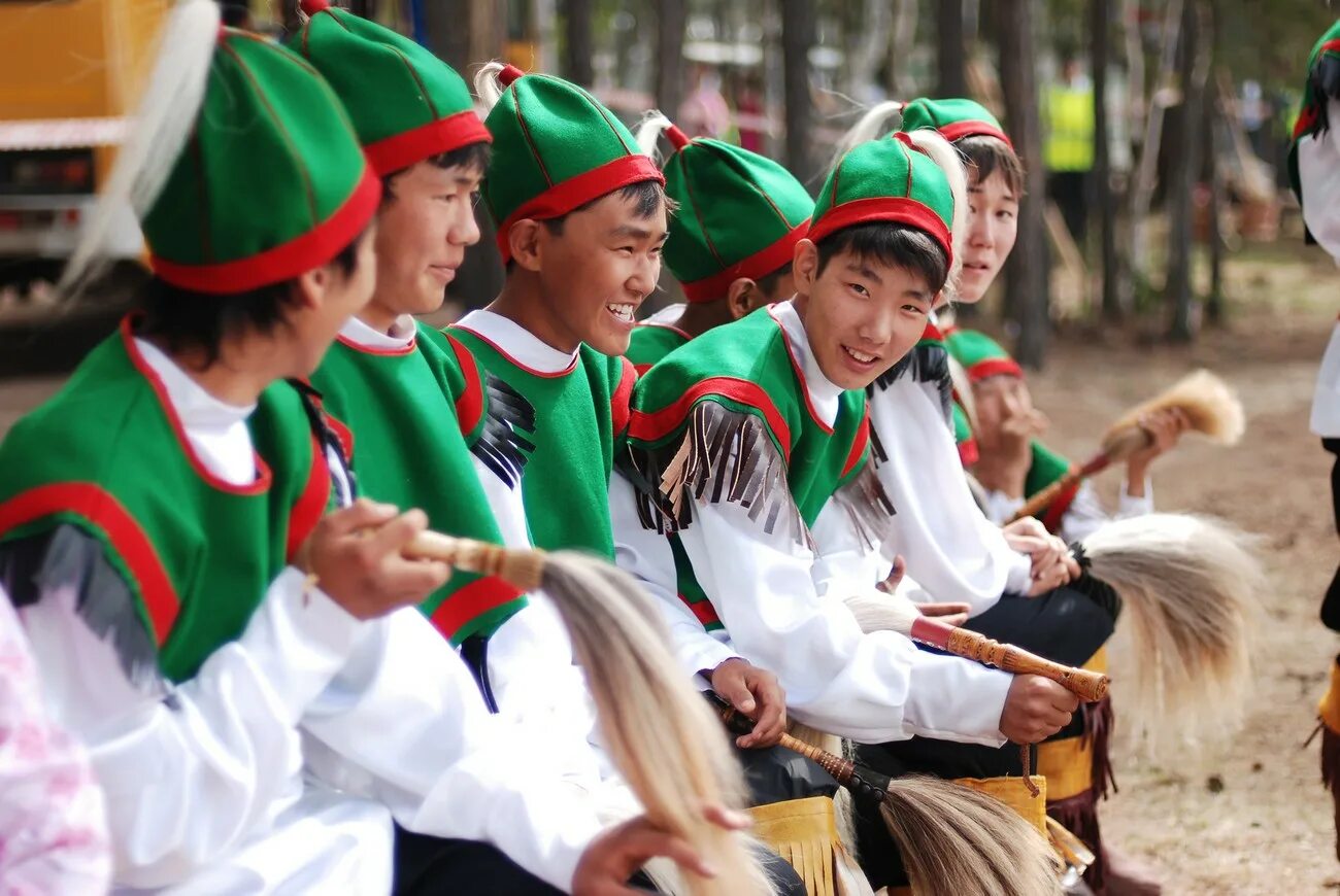 декада олонхо стипендии премии олонхосутам. сиэр туом алгыс.