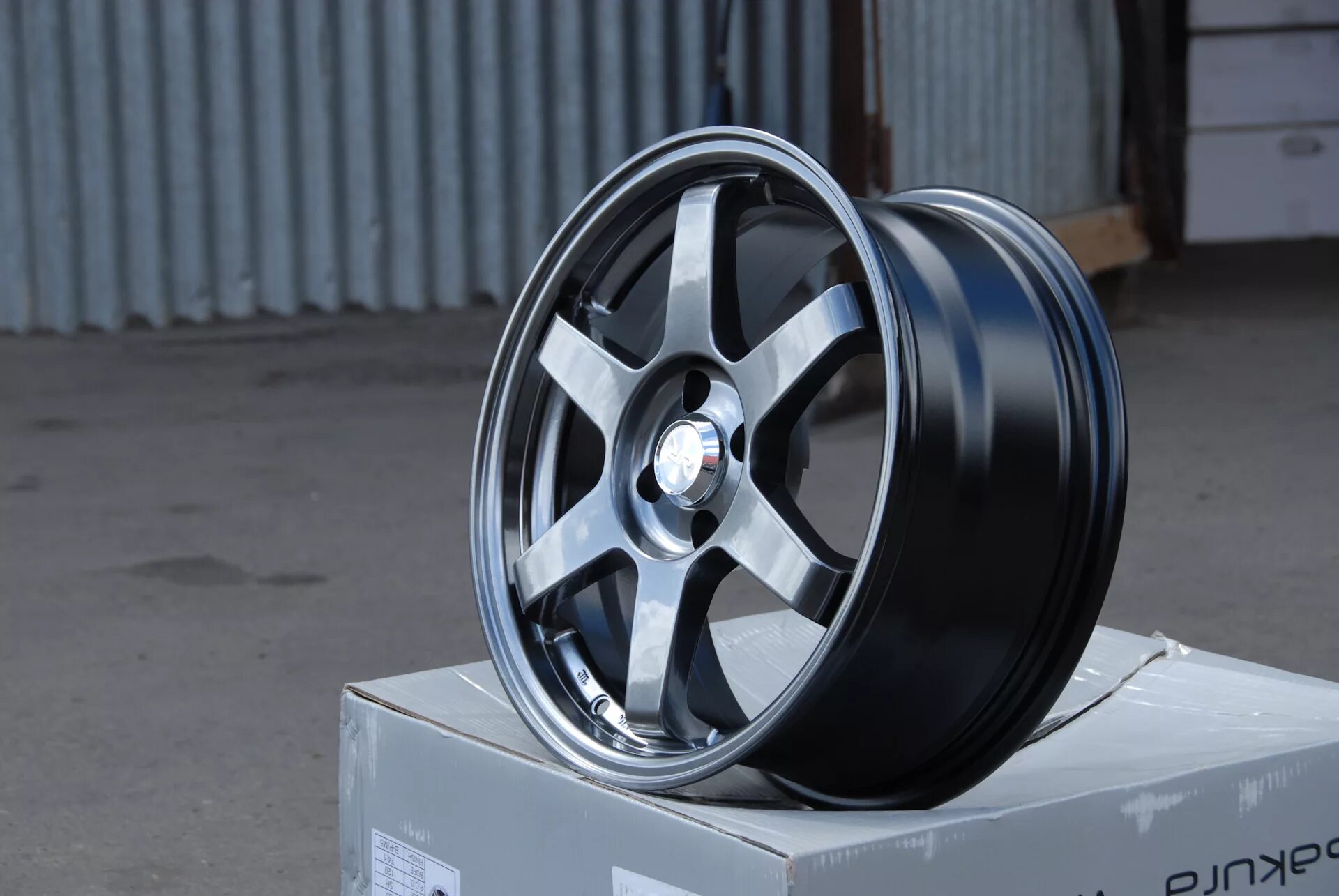 Race ready css9519. Диски RR CSS 9519 r16. RR css9519 7j r16. Диски Race ready r16 4x100. Ready r