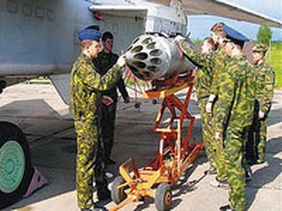 Военно воздушная инженерная академия жуковского. Лагерь Академии Жуковского в Ступино. Учебный центр Академии Жуковского Ступино. ВВИА Жуковского 2008. Военно-воздушная Инженерная Академия имени н. е. Жуковского.