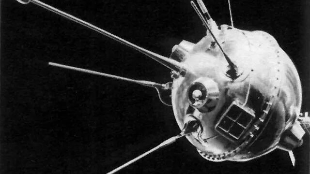 Первый космический аппарат поднявший человека. Луна-9 автоматическая межпланетная станция. Луна-3 автоматическая межпланетная станция. Аппарат Луна 1. Аппарат Луна 2.