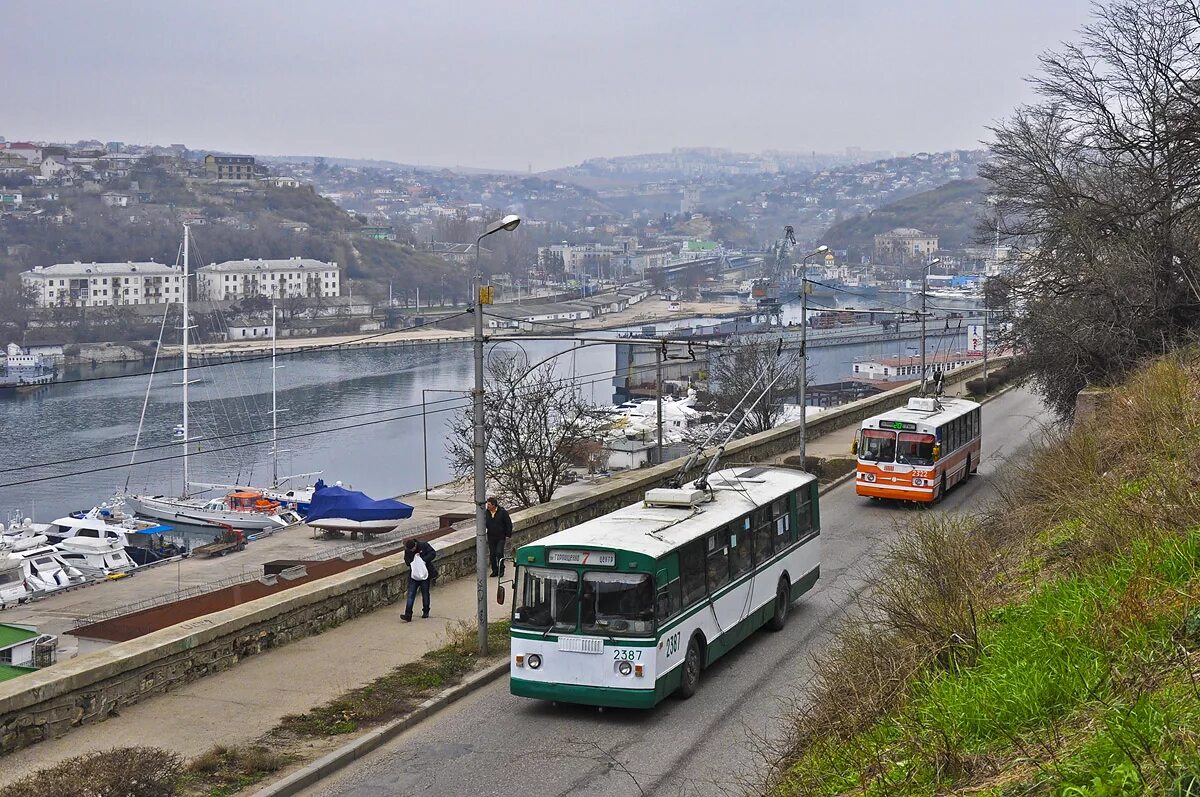 Общественный транспорт севастополя. Троллейбус евпатория. Троллейбусный транспорт севастополь. Умный транспорт севастополь. Севамтополь общественный транспор.