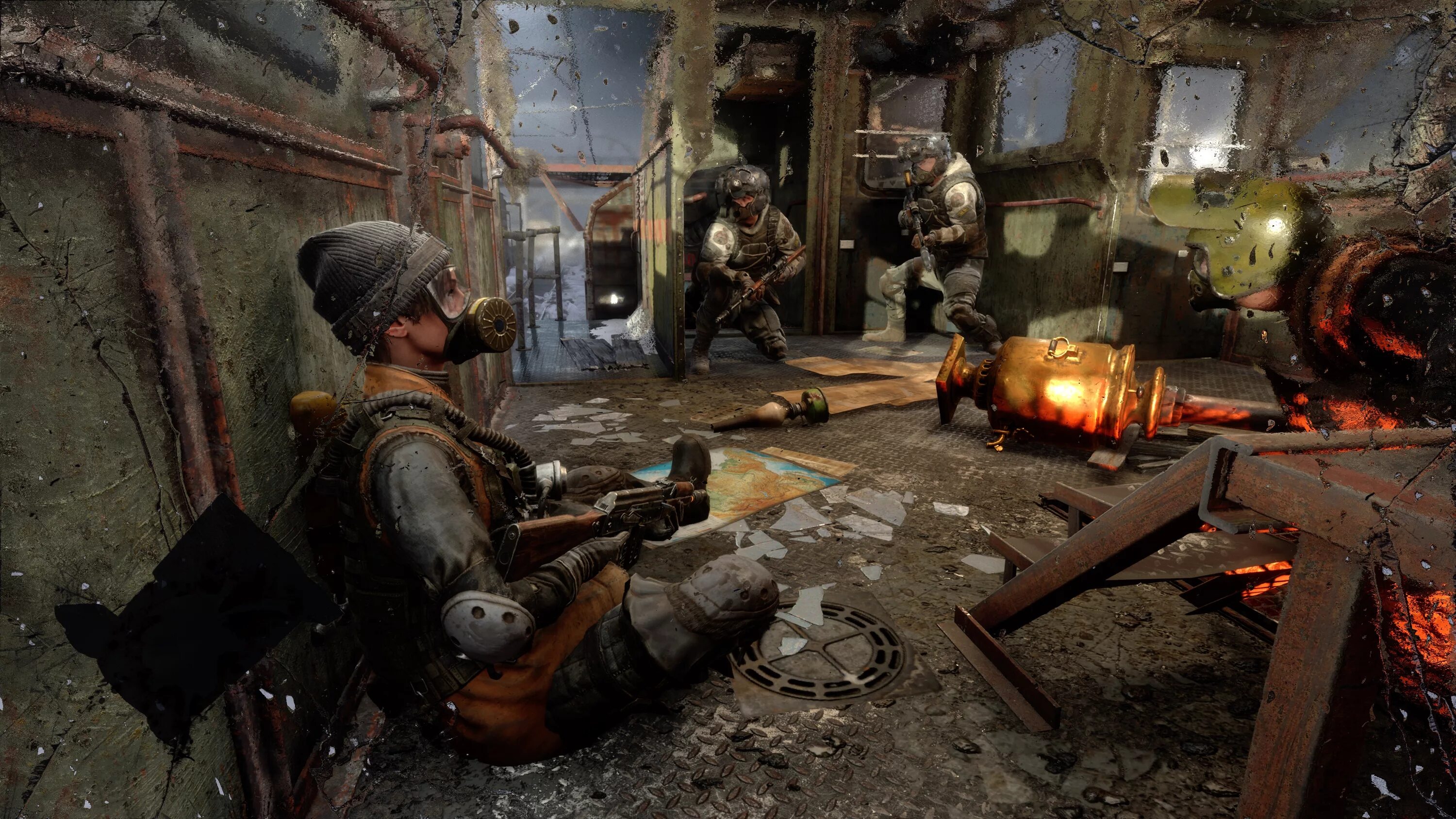 Метро 2034 страницы. Metro обзор. Metro обзор. Метро эксодус арсенал на столе. Метро 2033 возвращение-redux.