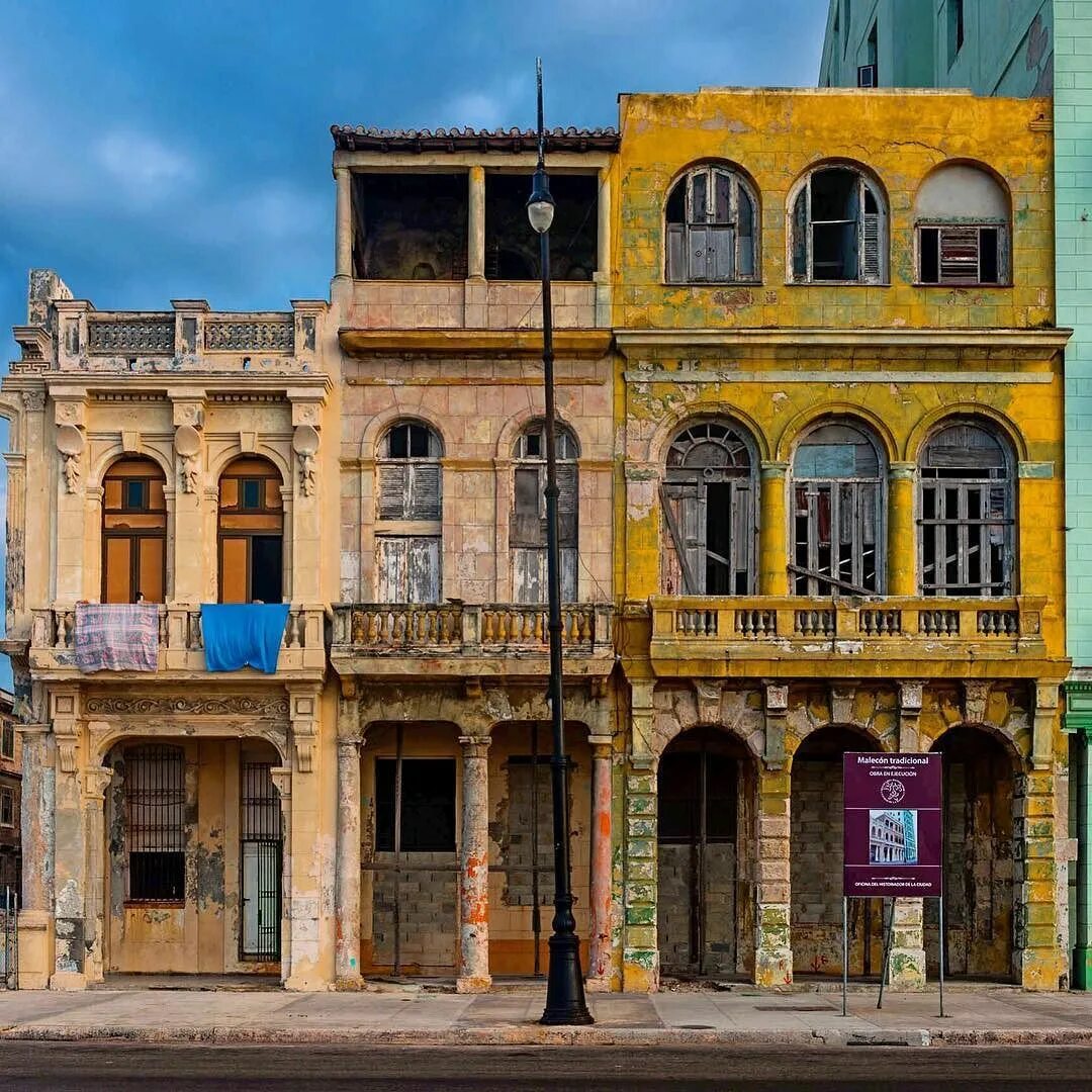 Старая Гавана. La Habana Куба. Куба архитектура колониальная. Старая Гавана Куба.