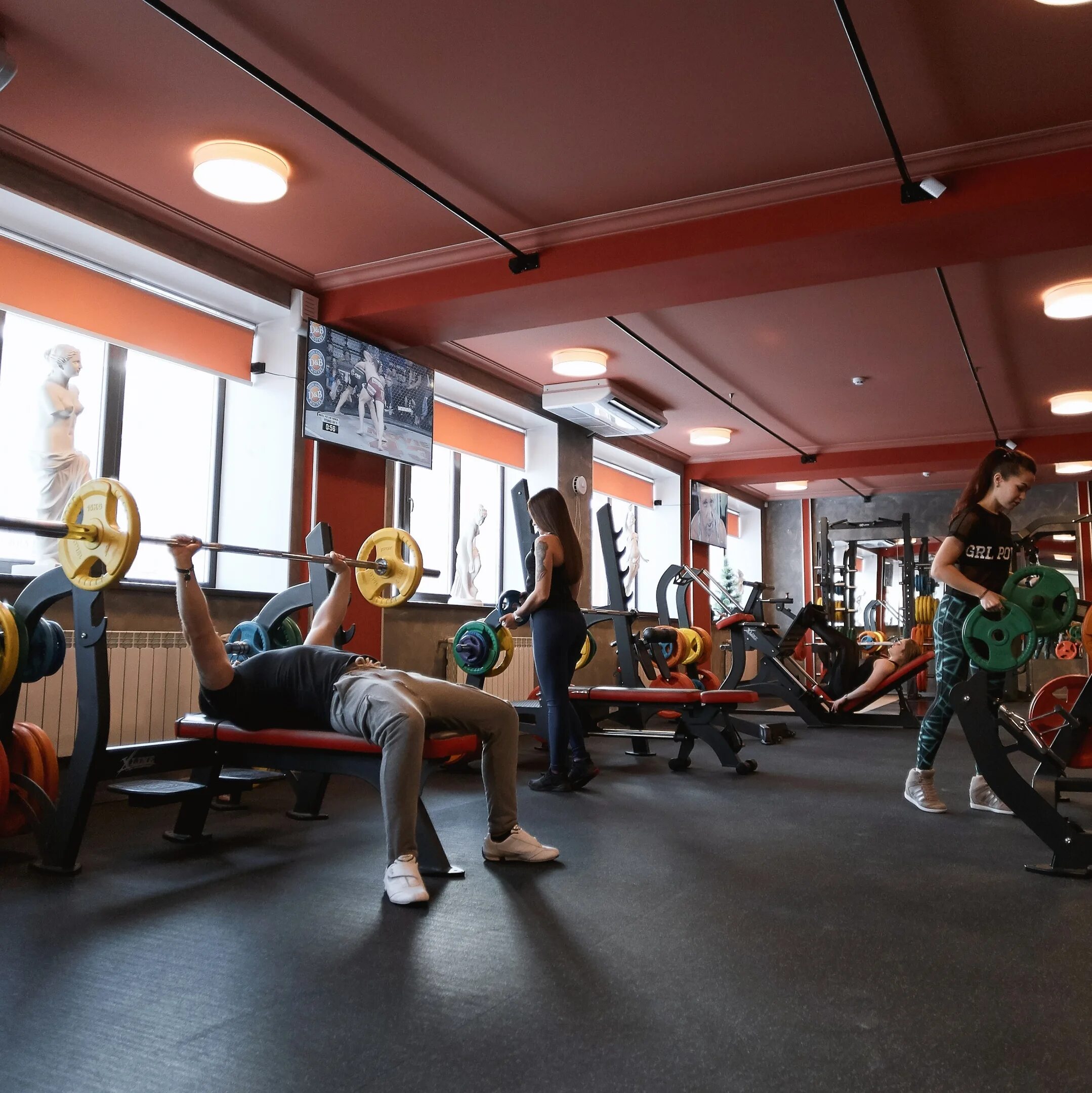 метро фитнес воронеж бульвар победы 50. спортзал томск. ссср фитнес клуб юго-западная. санаторий кубань анапа тренажерный зал. тренажерный зал ленинский.