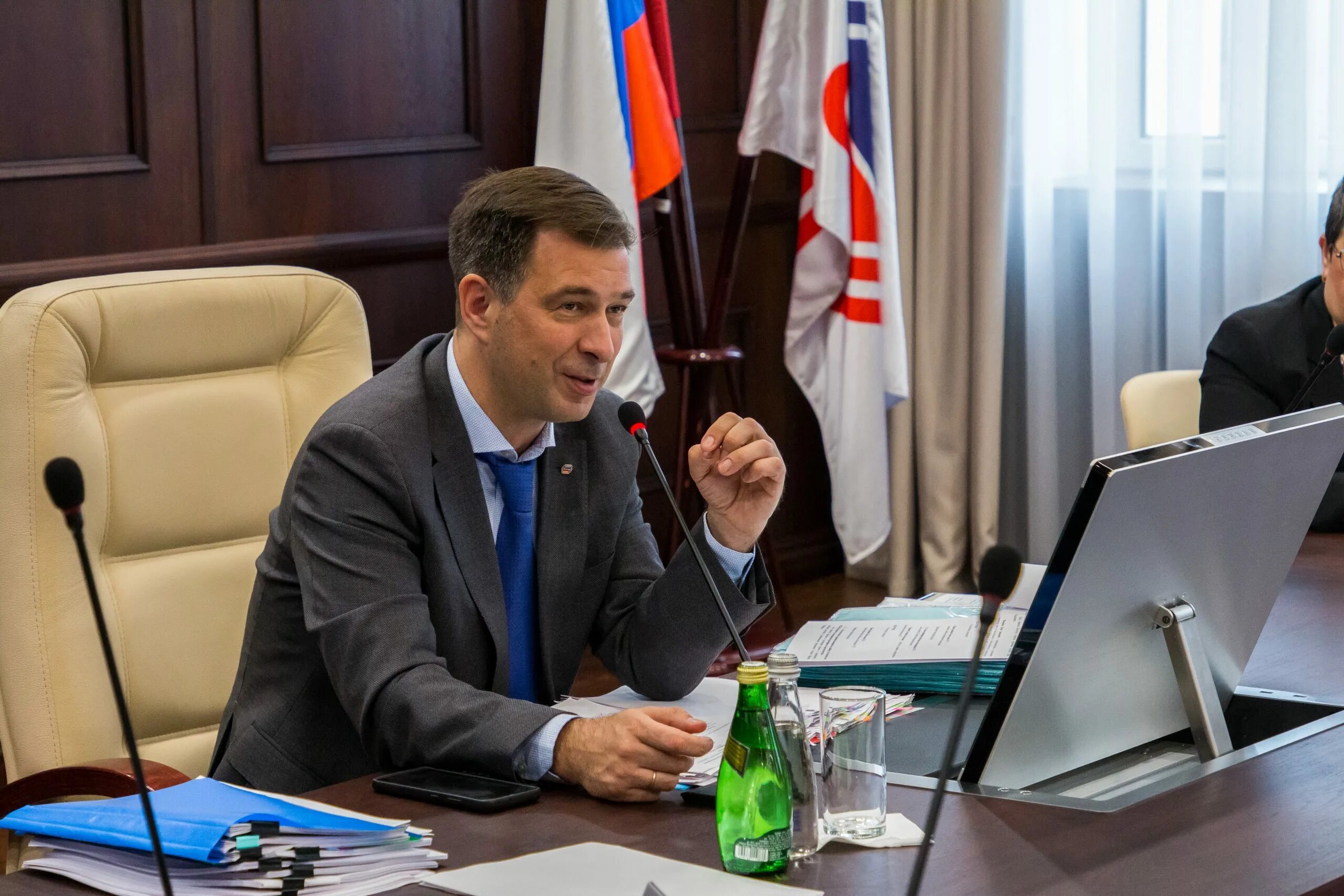 Ао жилкомплекс королёв. Генеральный жилкомплекс. Управляющий г королев. Управляющий глобус королев. Копцик юрий анатольевич.