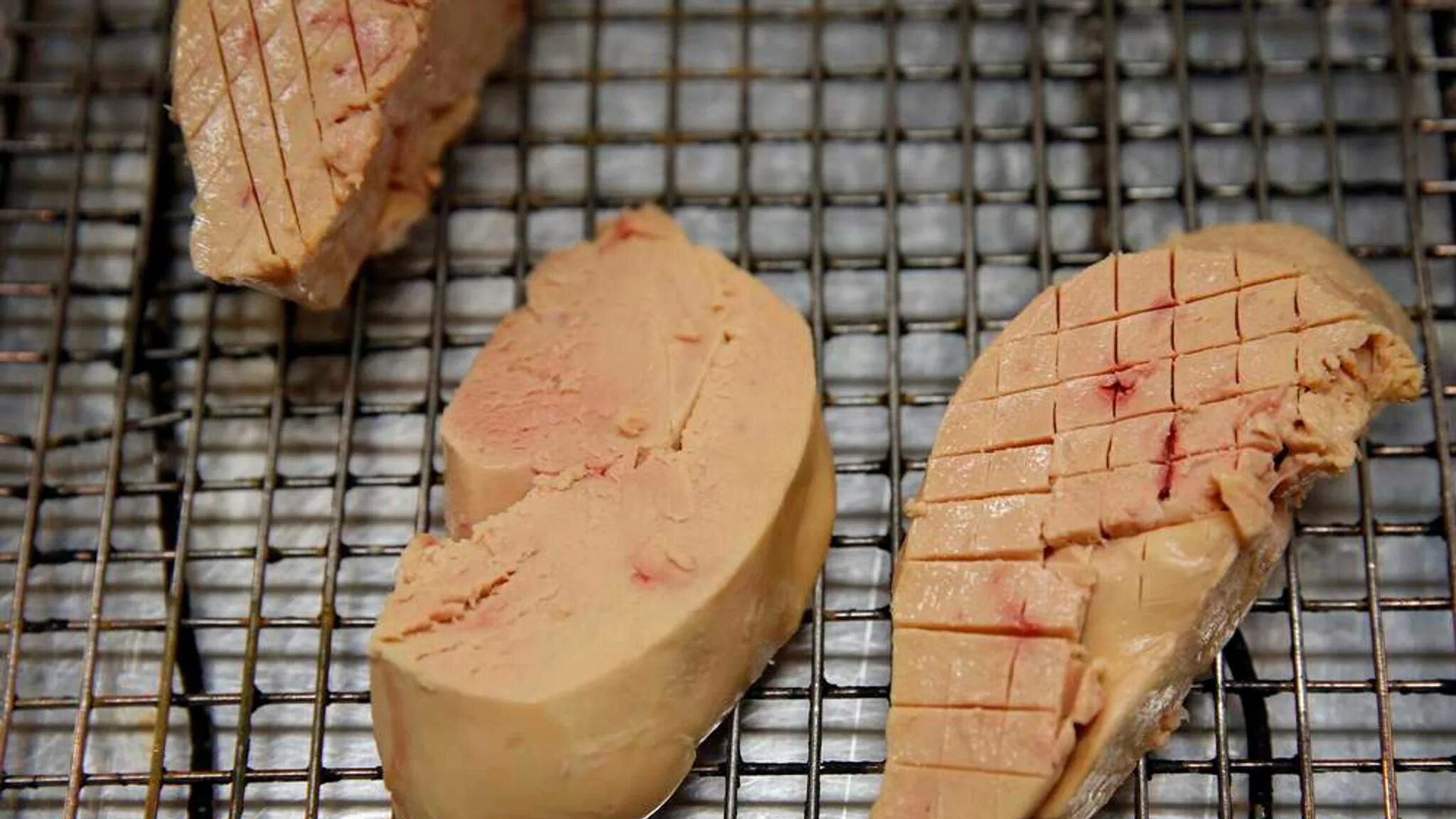 Что такое фуагра и как готовить. Стейк из фуагра. стейк с фуа гра. фуа-гра (foie gras). фуагра филе.