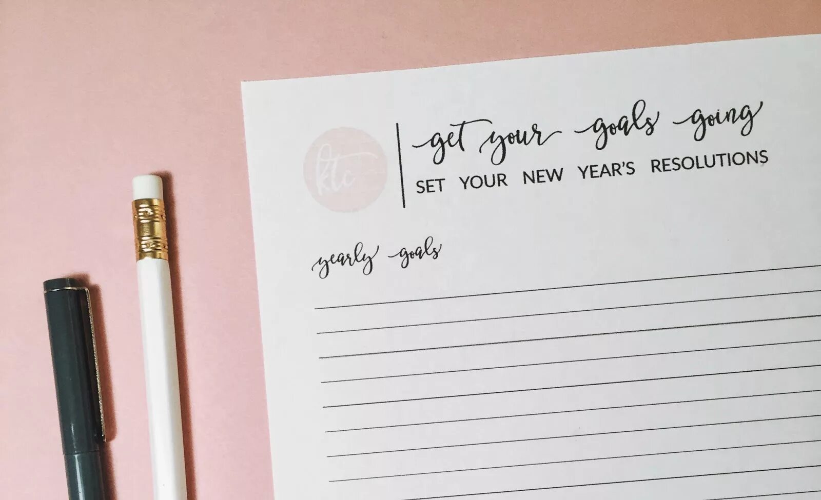 Надпись new year's resolutions. My new year resolutions. Do you make new year resolutions. Новогодние resolutions. New year resolutions.