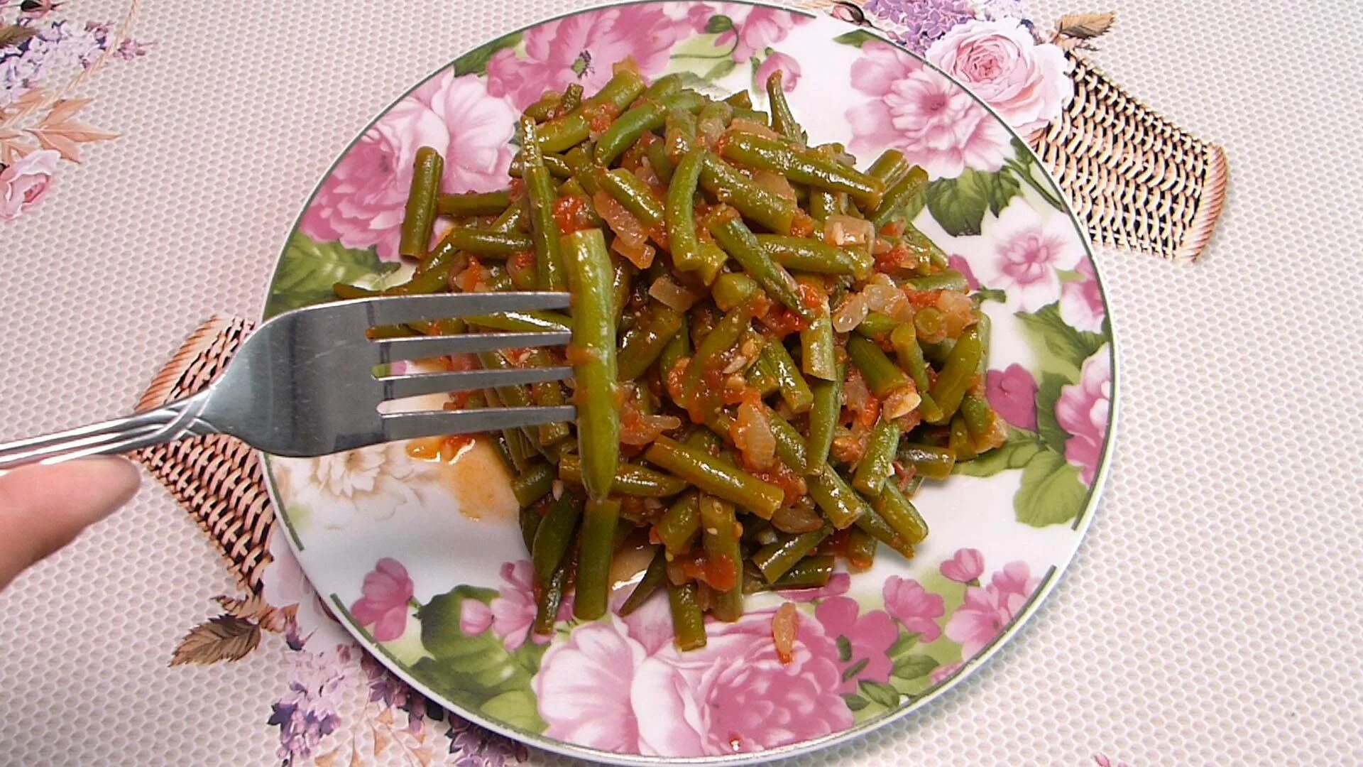 Замороженная фасоль рецепты быстро и вкусно. Тушеная стручковая фасоль. закуска из стручковой фасоли. фасоль зелёная. салат из стручковой фасоли.