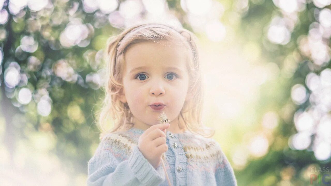 Пионерка катя лычева. Девочка в шляпе. Мялицина татьяна. Включи тогда девочка. Девочка летом.