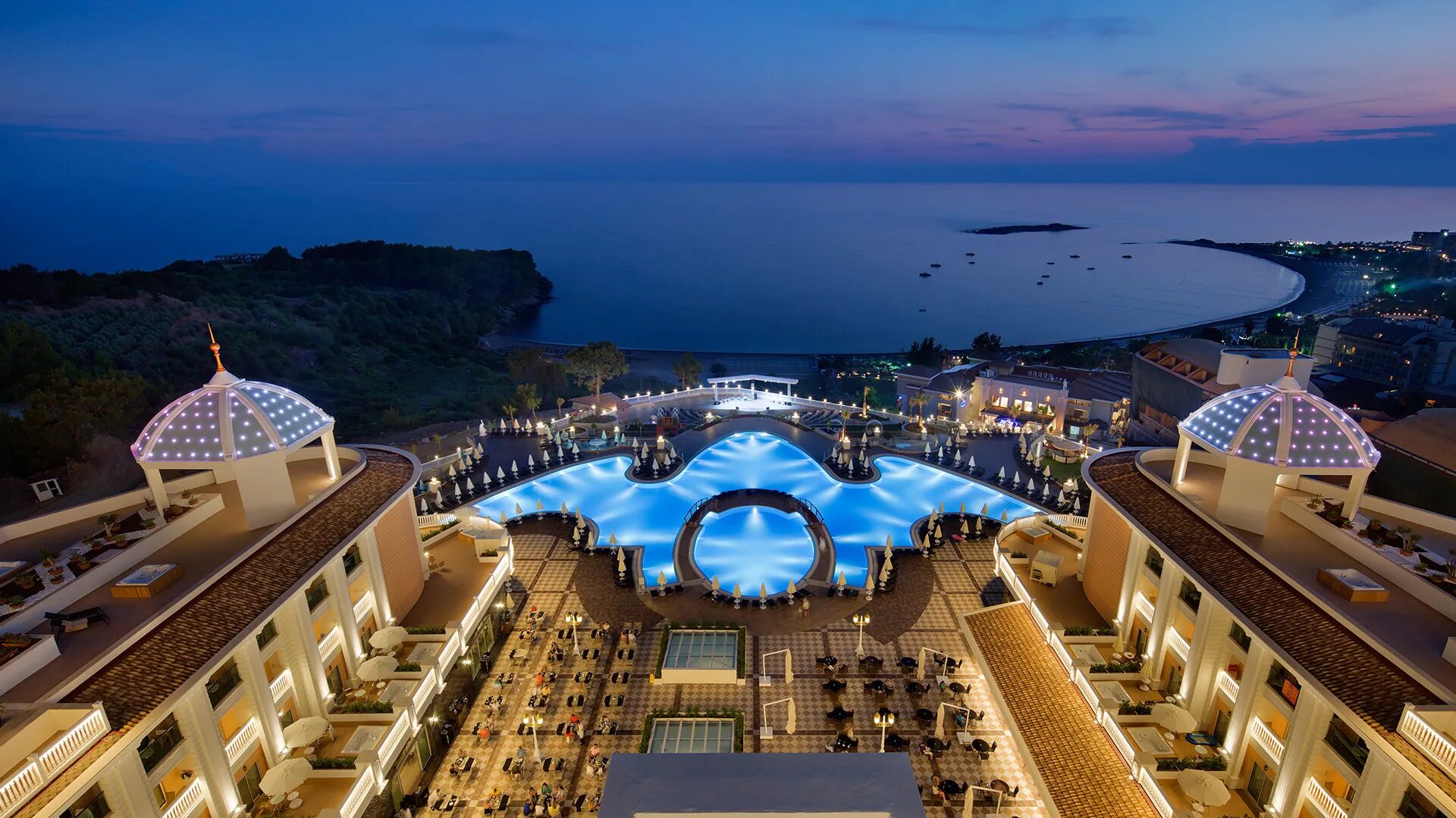 Отель корнелия делюкс белек турция. Side crown hotel 5 турция. Литоре резорт отель турция. Альхамбра палас турция сиде. Отель кемпинский катар.