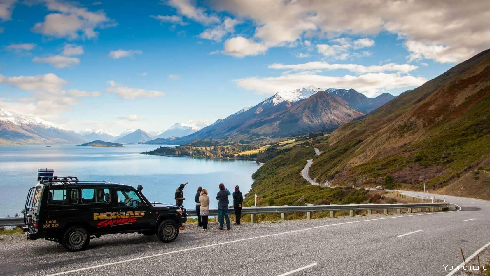 Travel автомобиль. Новой Зеландия Куинстаун в Гленорчи. Skippers Road новая Зеландия. Путешествие на автомобиле. Автомобильный туризм.