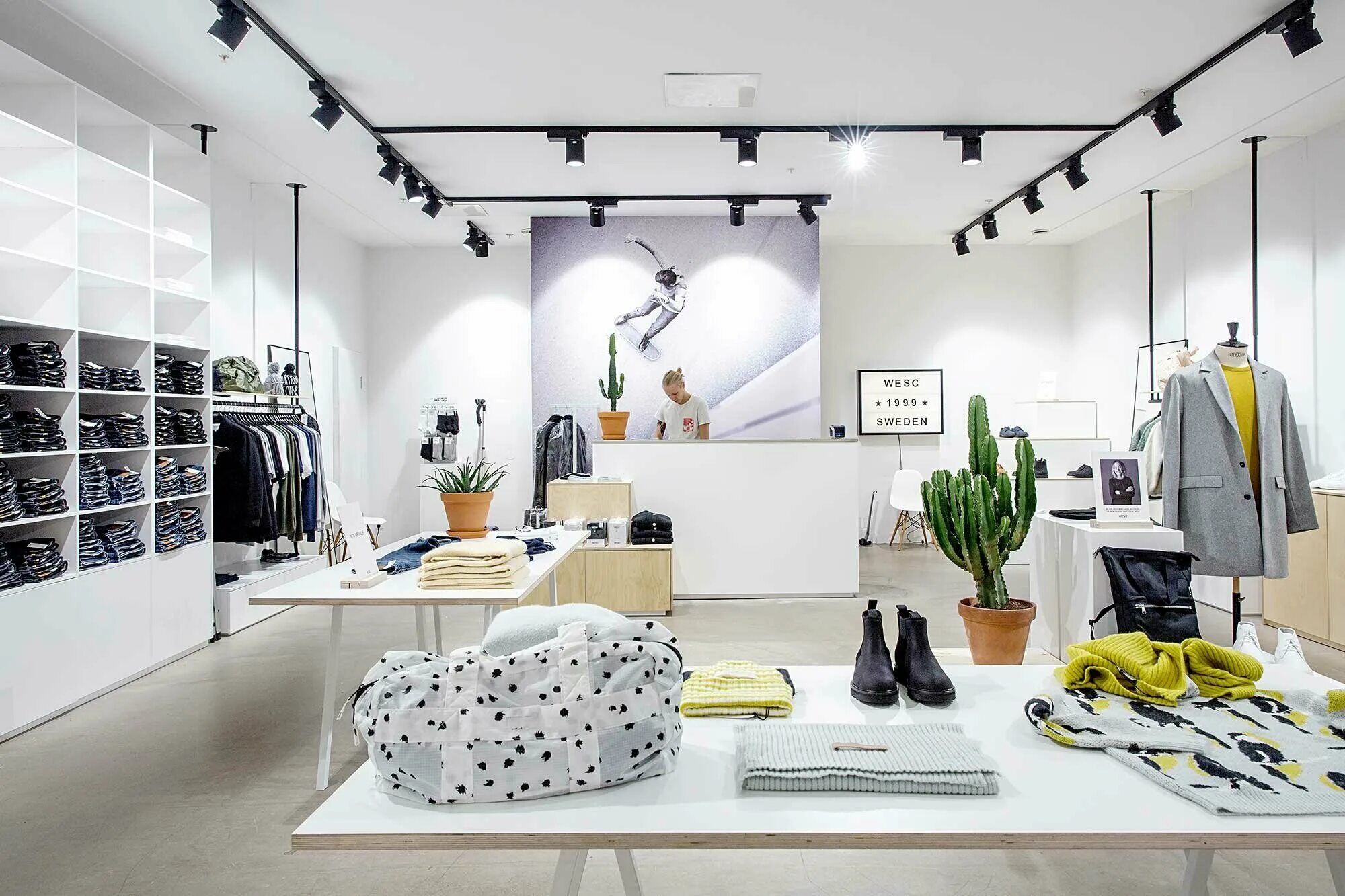 трековые светильники и шинопровод paulmann. трековый светодиодный светильник paulmann urail topa 95502. трековые светильники в интерьере. как выбрать трековый светильник. как выбрать трековый светильник.