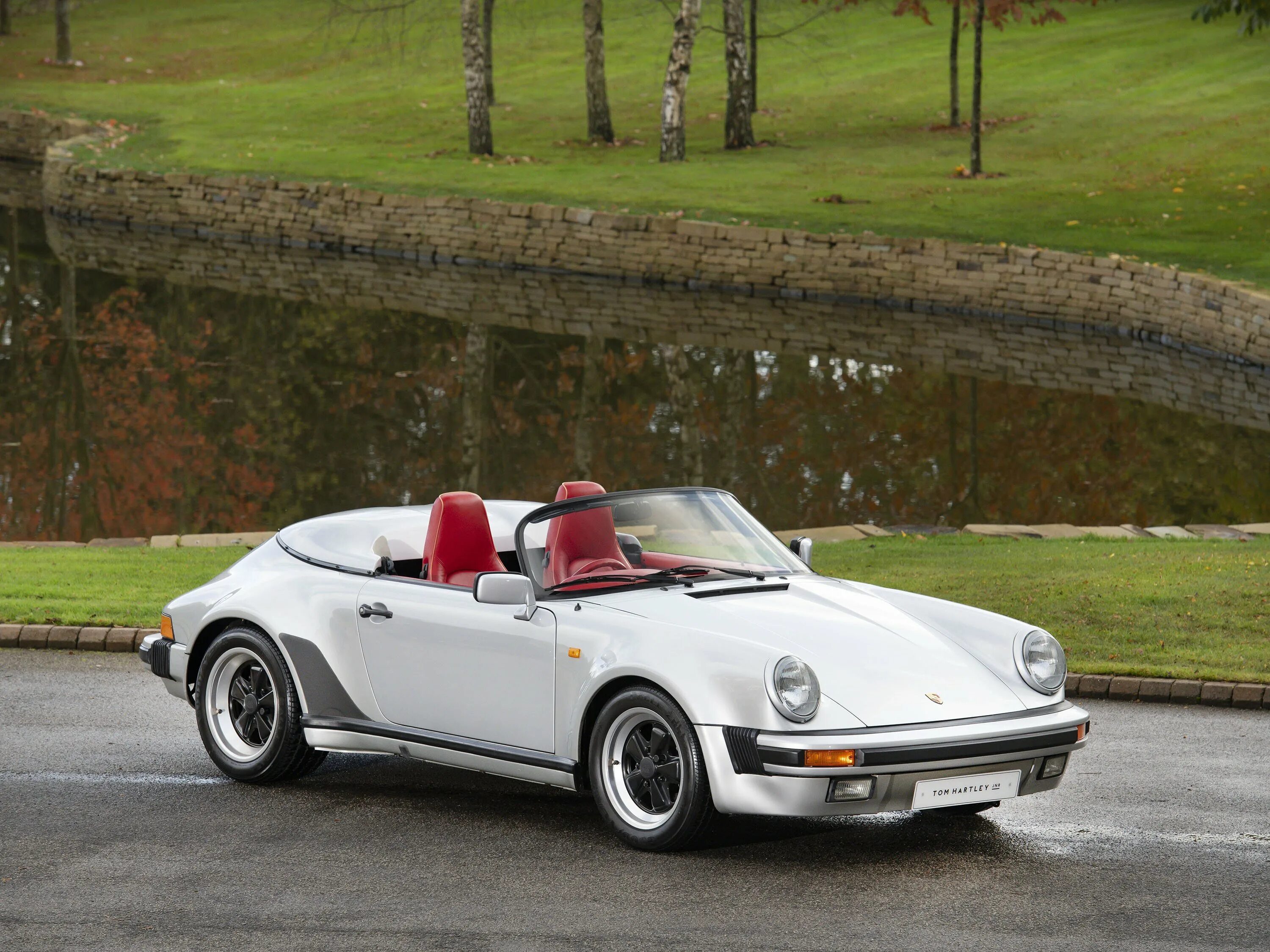 Porsche speedster. Порше 911 спидстер. Porsche 911 родстер. Порше спидстер 1989. Порше 911 Speedster.