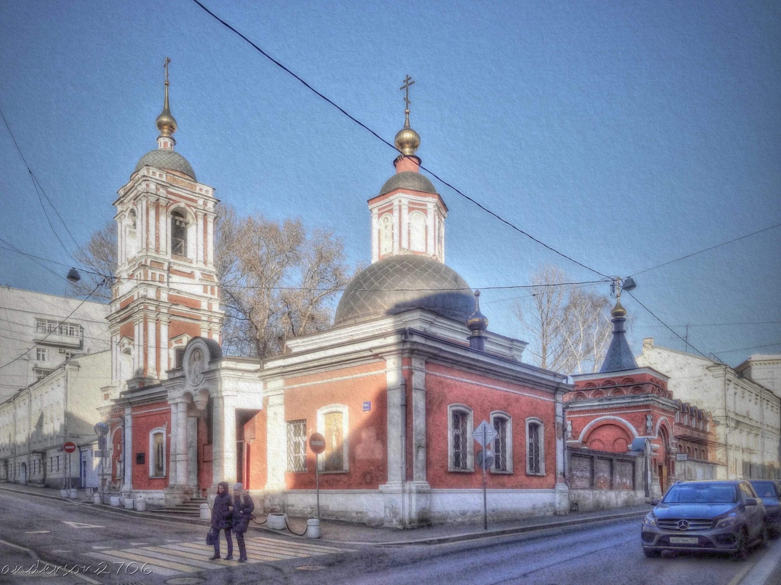 Храмов пер