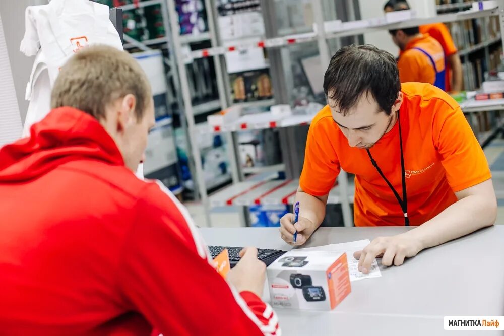 Склад ситилинк. Ситилинк отзывы сотрудников. Ситилинк отзывы сотрудников. Ситилинк. Сотрудники склада ситилинк.