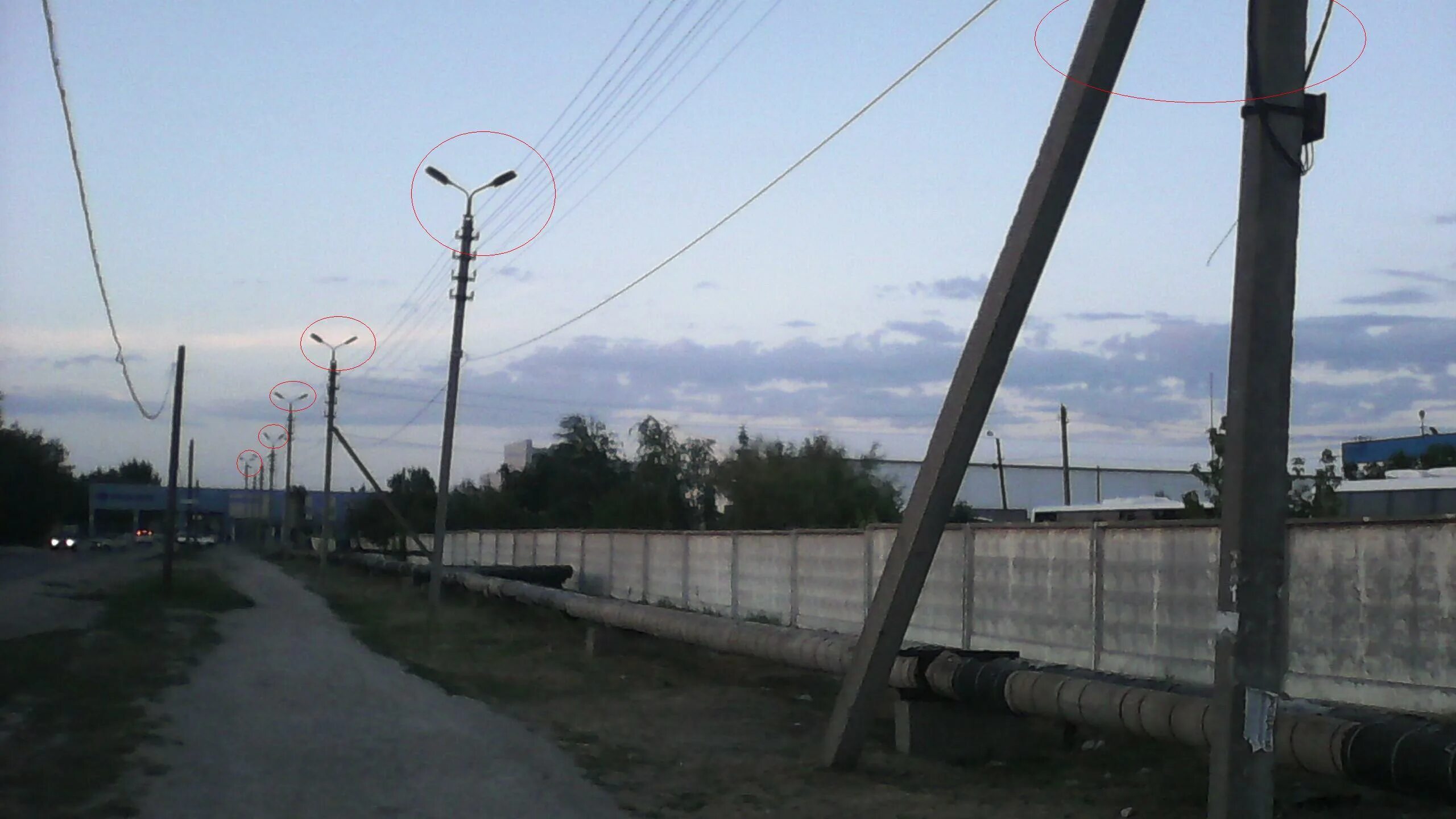 не горят фонари на улице куда. отсутствует уличное освещение. не работает уличное освещение куда обращаться. неработающий уличный фонарь. инфографика уличное освещение.