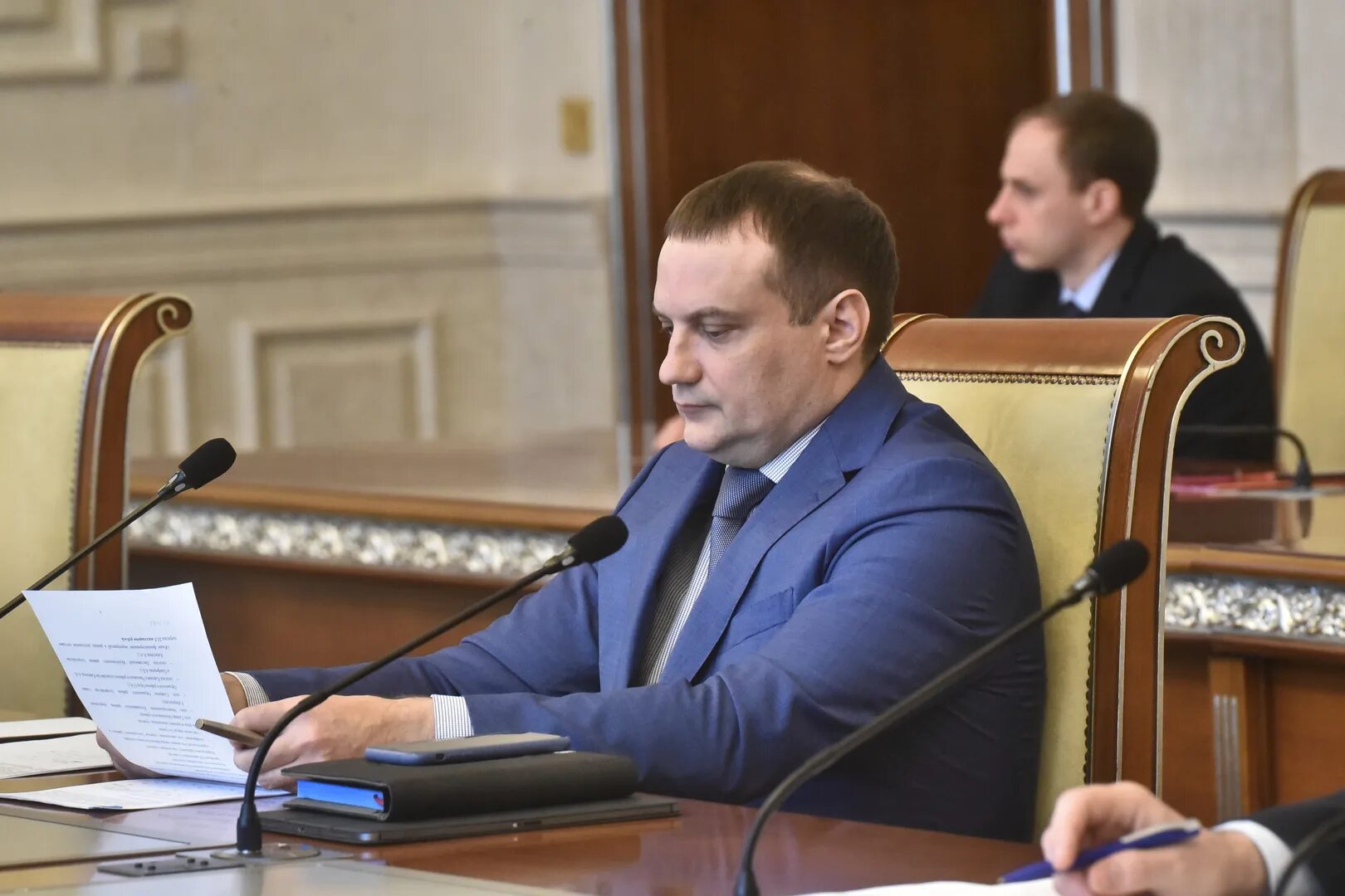 Алексей русских губернатор ульяновск. Найти губернатора. Миндортранс челябинской. Губернатор воробьев. Губернатор курганской области вадим шумков портрет.