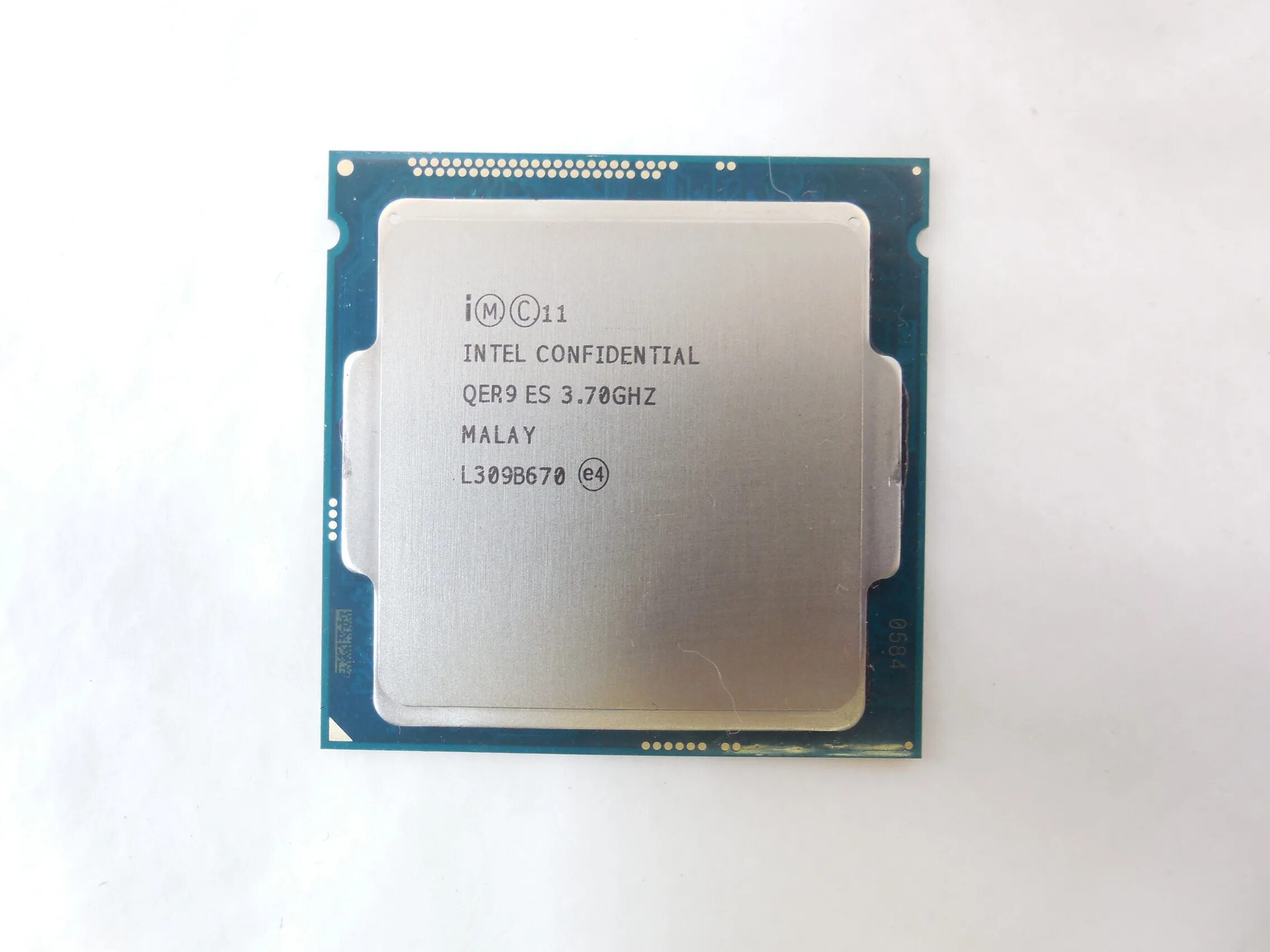 Intel core i3 потоки. Intel core i3 2105 сокет. процессор socket-1155 intel core i3-2100, 3,1 ггц. intel core i5-2300 sandy bridge lga1155, 4 x 2800 мгц. intel core i3-2130.