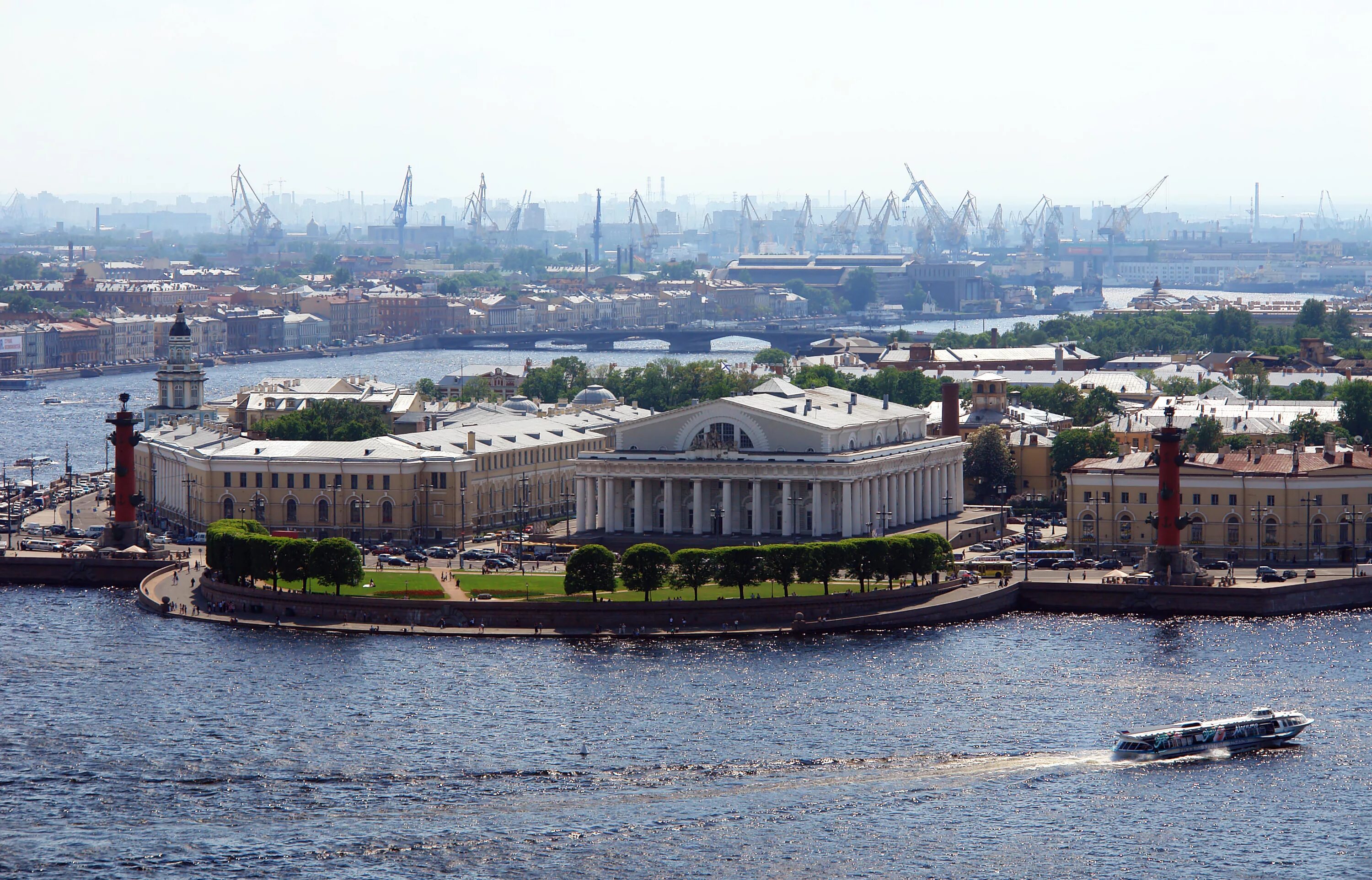 Магнитная обстановка в санкт петербурге. Стрелка васильевского острова панорама. панорама стрелки васильевского острова. санкт петербург вид на неву и васильевский остров. вид на стрелку васильевского острова от петропавловской крепости.