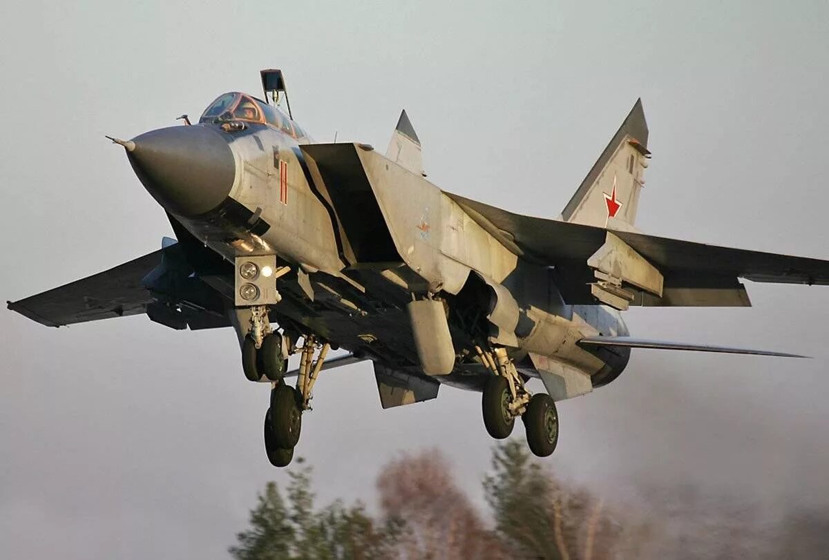 Какие истребители на вооружении