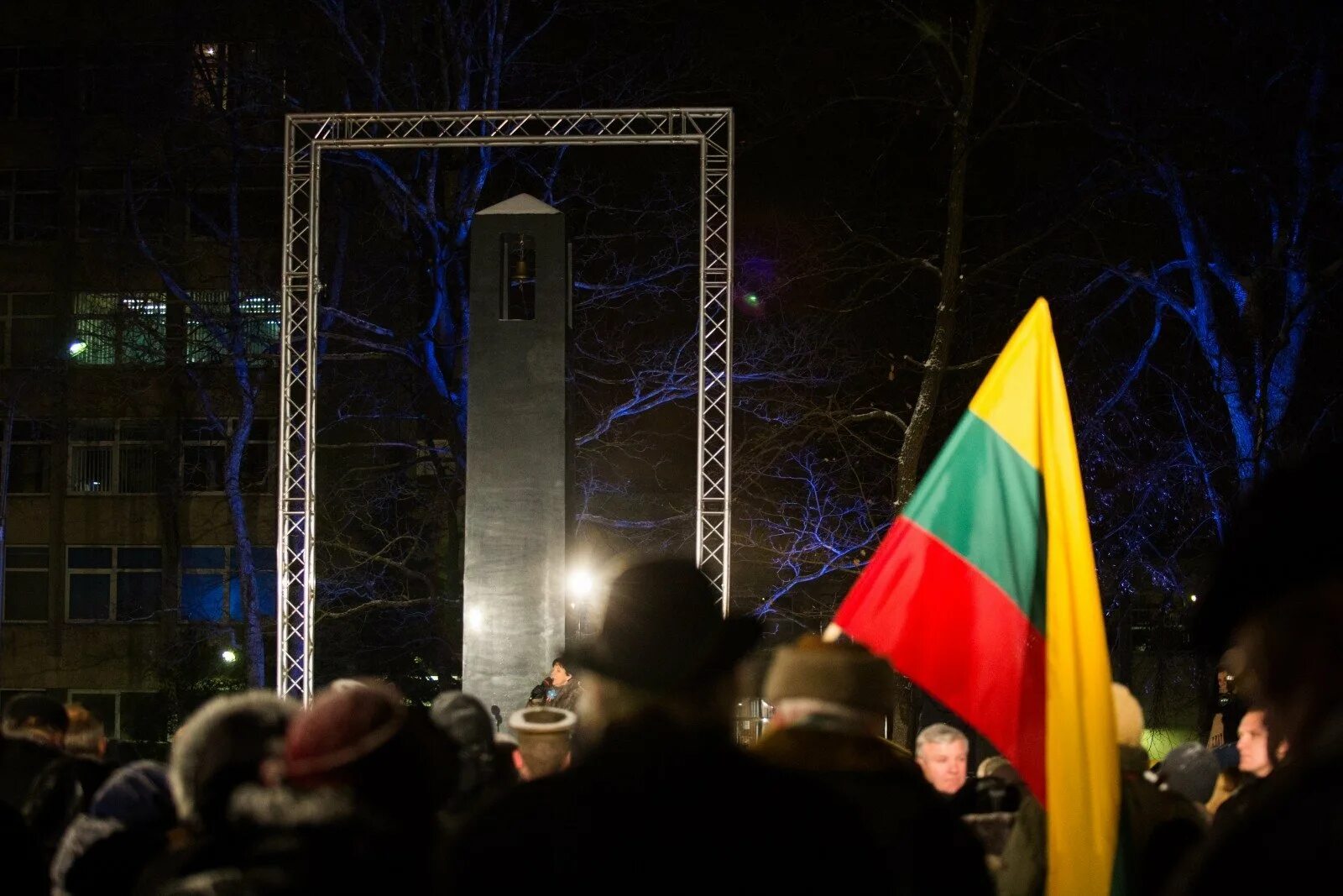 День защитников свободы в Литве. Штурм телецентра в Вильнюсе. События в Вильнюсе. Штурм телевизионной башни в Литве.