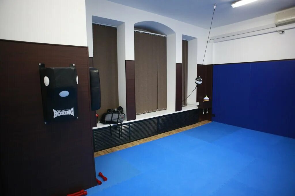 Wegym синичка. бокс кутузовский. боксер реклама. We gym славянский бульвар. бокс кутузовский.