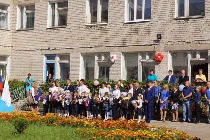 Памятники. Окское поселение рязань. Жители поселка окский. Сайт окского сельского поселения. Трубниково коттеджный поселок рязань.